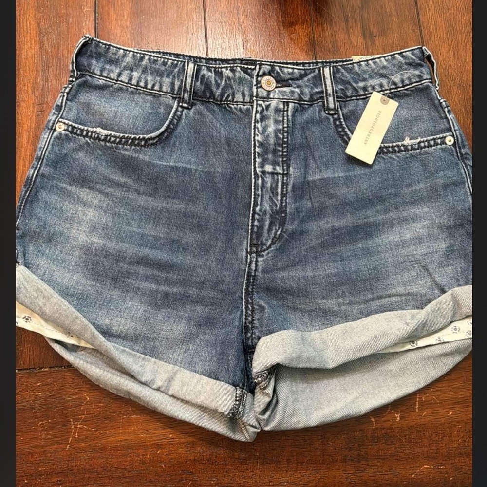 Pilcro Shorts